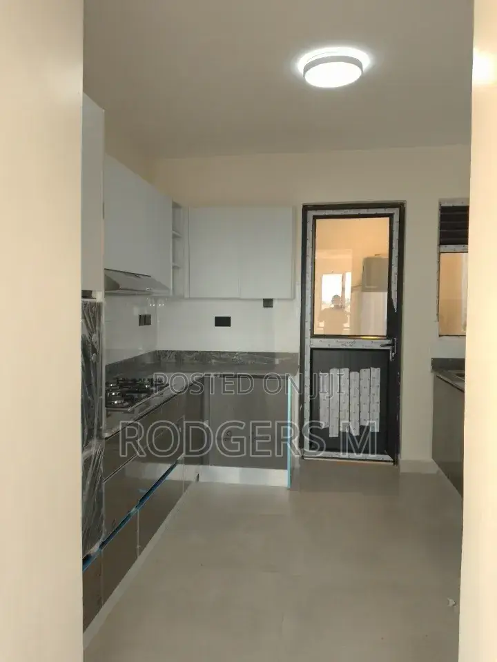 4bdrm Duplex in Spring Valley for rent in Spring Valley