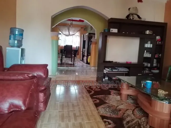 3bdrm House in Sikata, Khalaba (Kanduyi) for sale in Khalaba (Kanduyi)