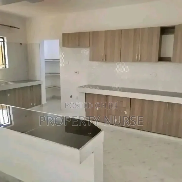 3bdrm Bungalow in Milimani for sale in Milimani
