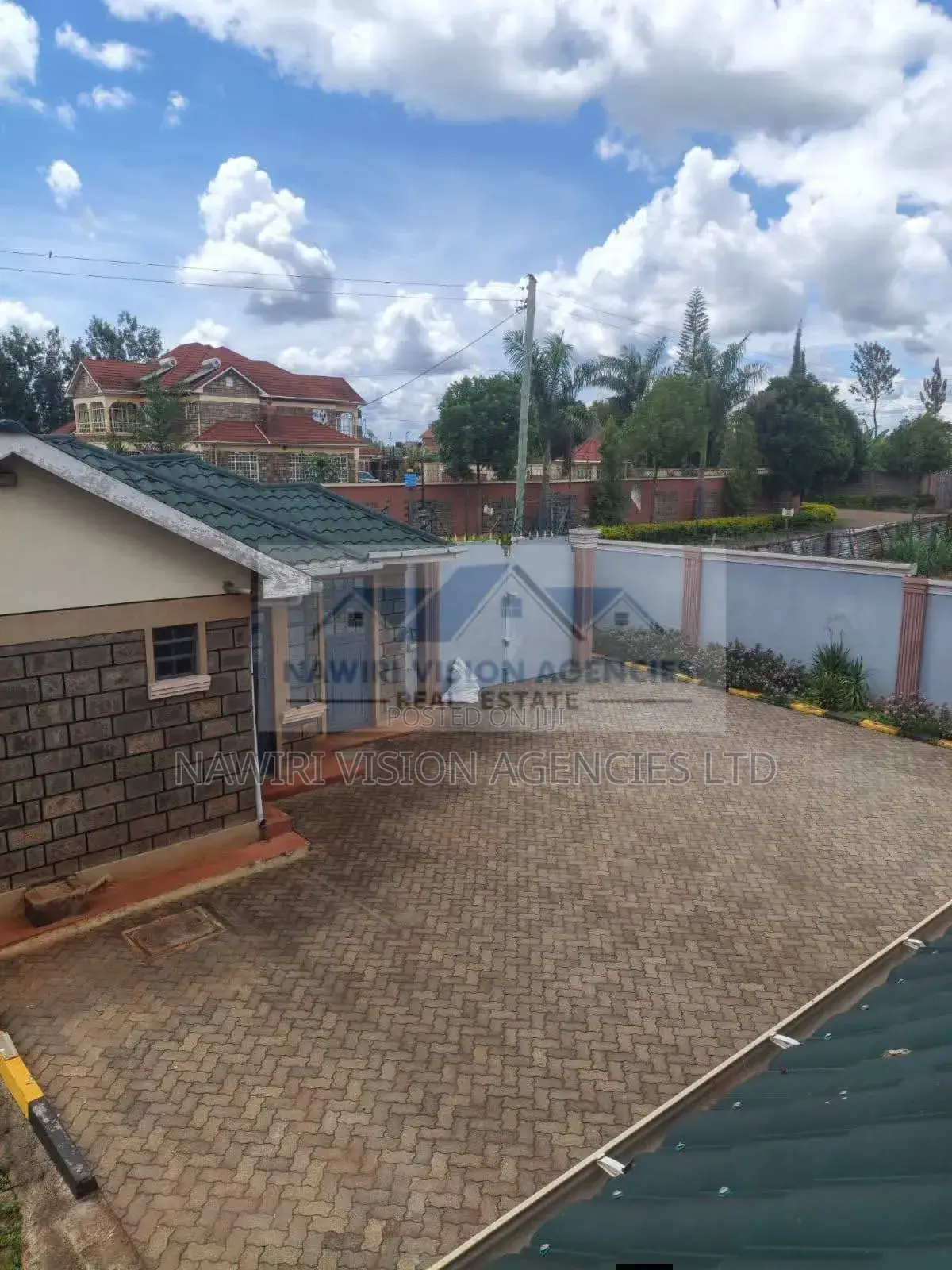 5bdrm Mansion in Ngoigwa, Ngoingwa Estate for rent in Ngoingwa Estate