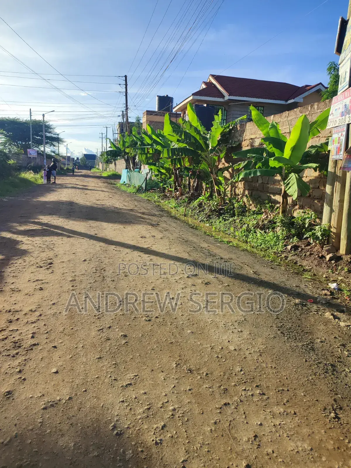 Kenyatta Road Land for Sale in Kenyatta Road / Theta 