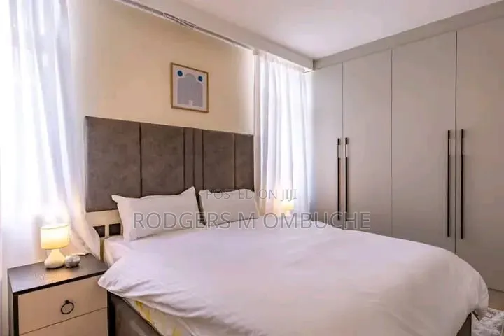 4bdrm Duplex in Spring Valley for sale in Spring Valley