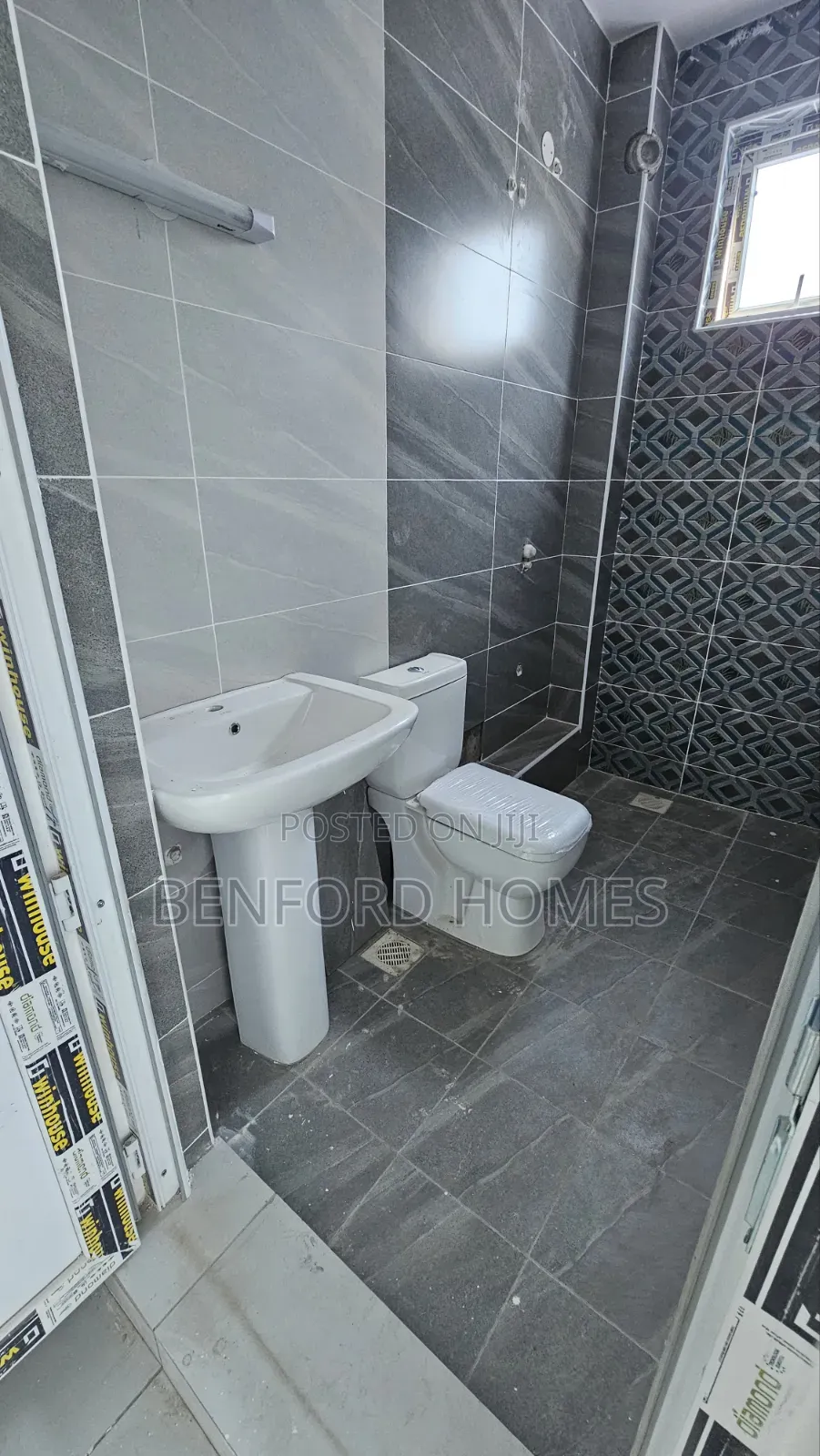 3bdrm Apartment in Nyali for sale in Nyali Mkomani