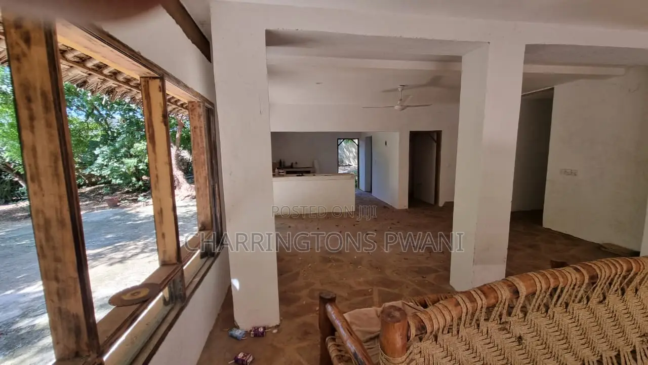 5bdrm Villa in Diani for sale in Diani