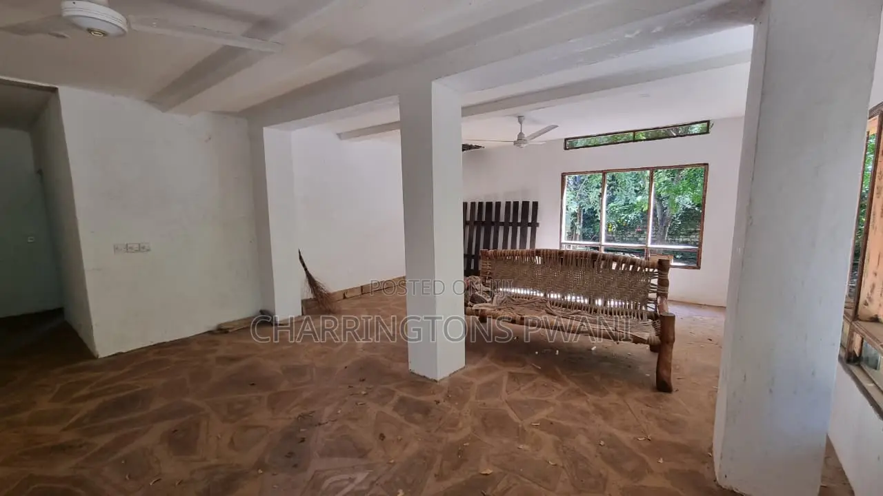 5bdrm Villa in Diani for sale in Diani