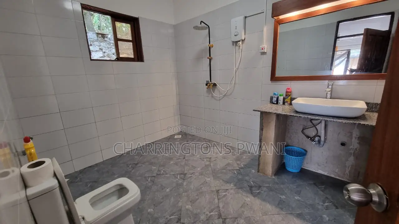Furnished 3bdrm Villa in Diani for sale in Diani