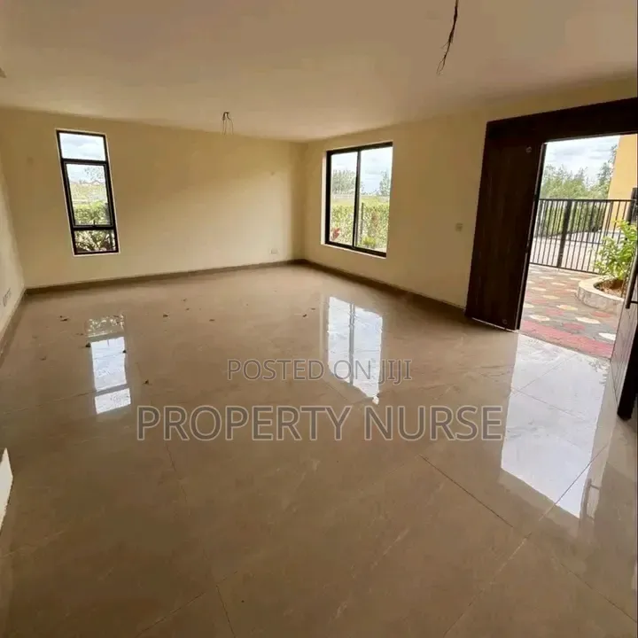 4bdrm Mansion in Gateway Mall Area for sale in Gateway Mall Area