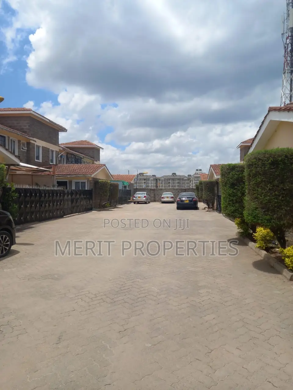 Furnished 3bdrm Maisonette in Muthama Heights, Hotel 67 Area for sale in Hotel 67 Area