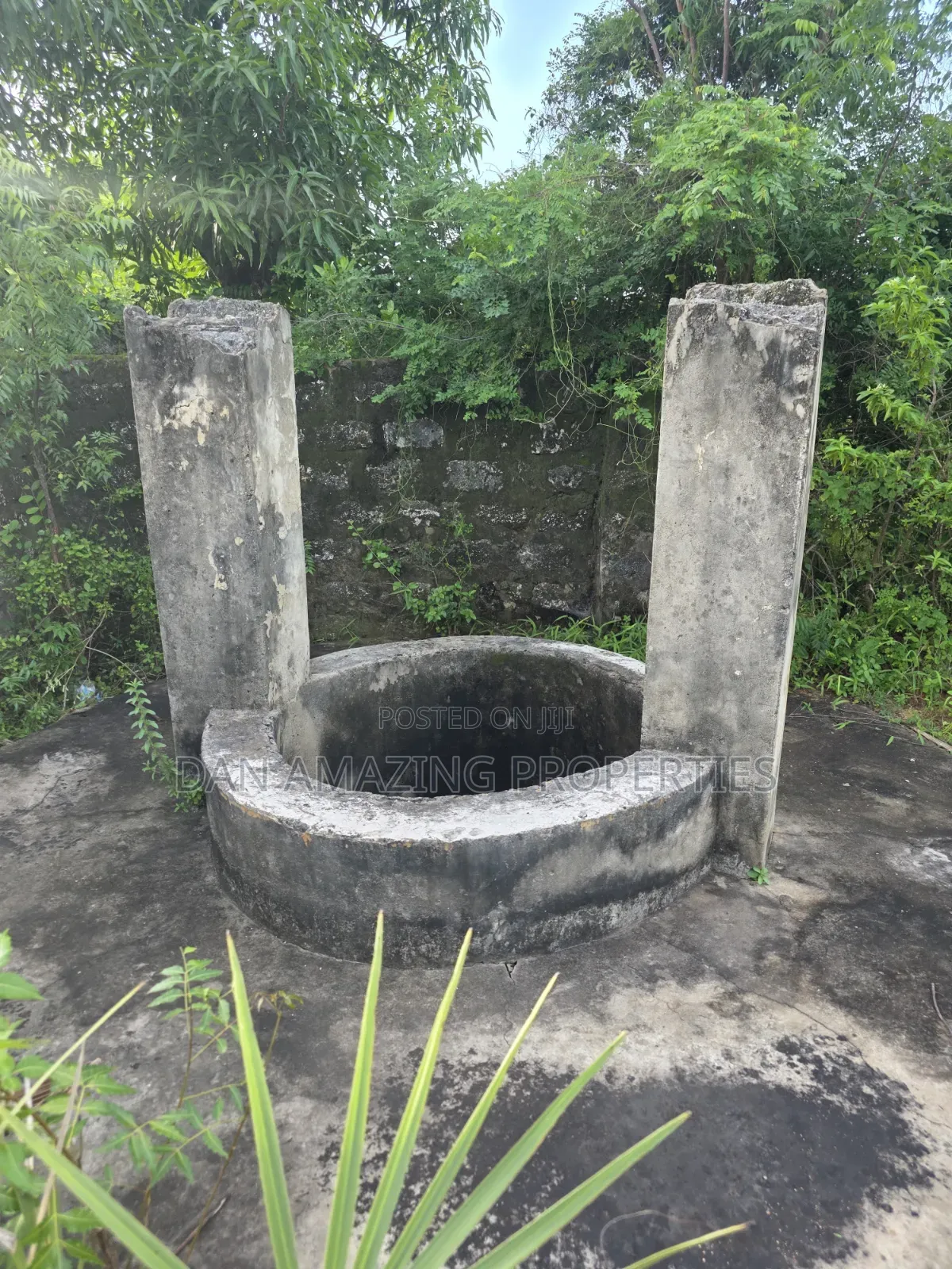 1 Acre With a Well Diani Kongo River Area for Sale 3 Row From the Sea in Diani