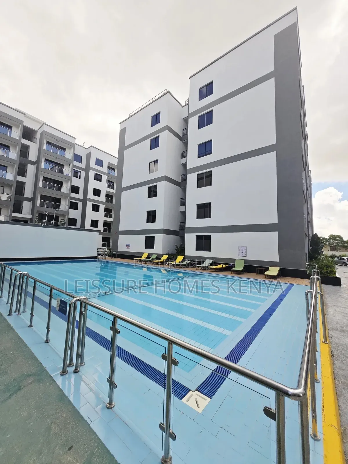 2bdrm Apartment in Gateway Mall Area for sale in Gateway Mall Area