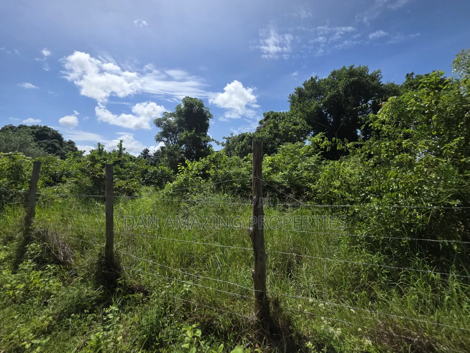 1/4 Acre Ukunda Shamu for Sale Ideal for Residential or Commercial in Diani