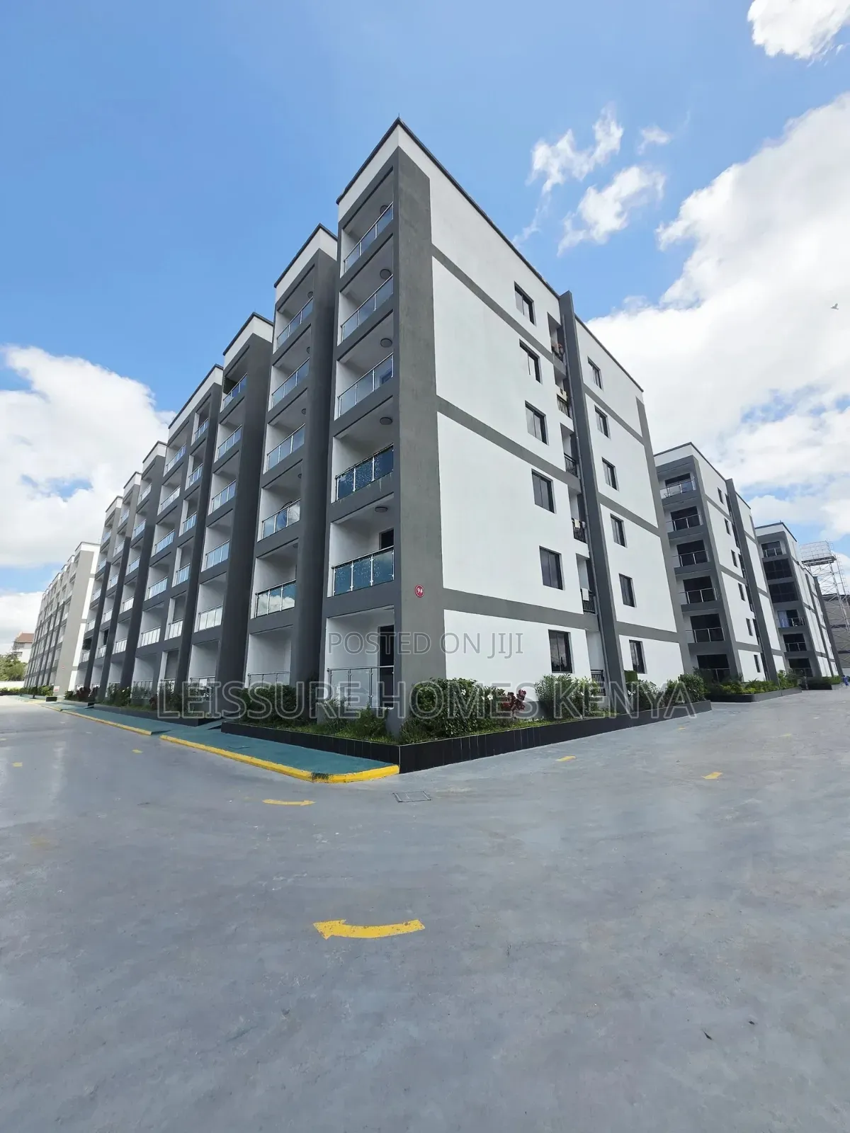 3bdrm Apartment in Gateway Mall Area for sale in Gateway Mall Area