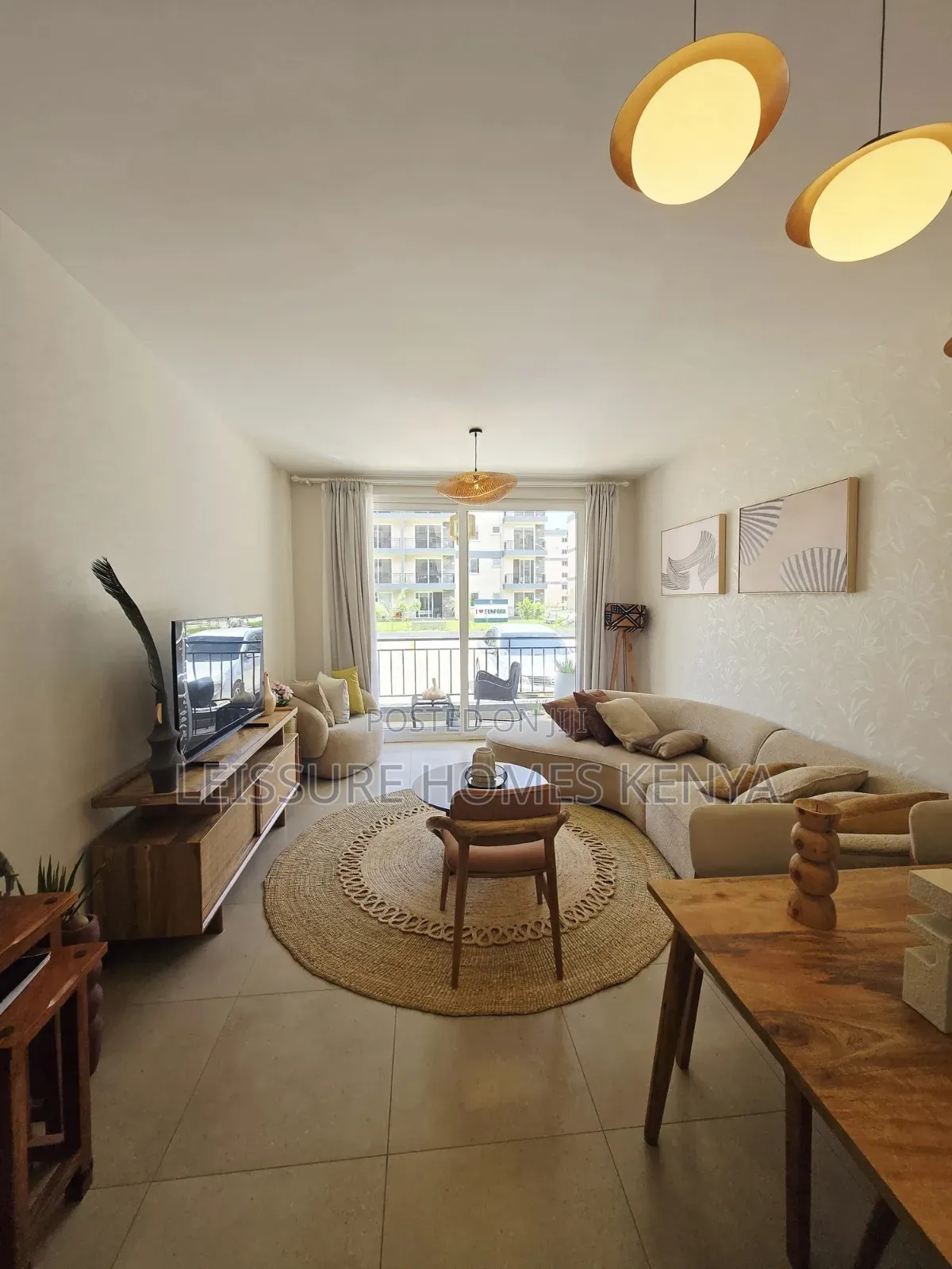 2bdrm Apartment in Gateway Mall Area for sale in Gateway Mall Area