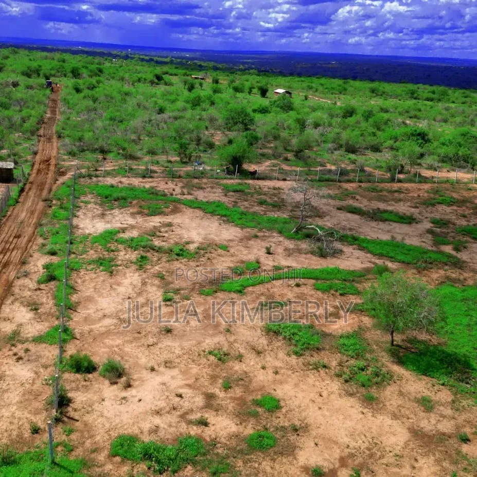 Malindi Acre Serviced Plot With Beacons And Road Access in Jilore