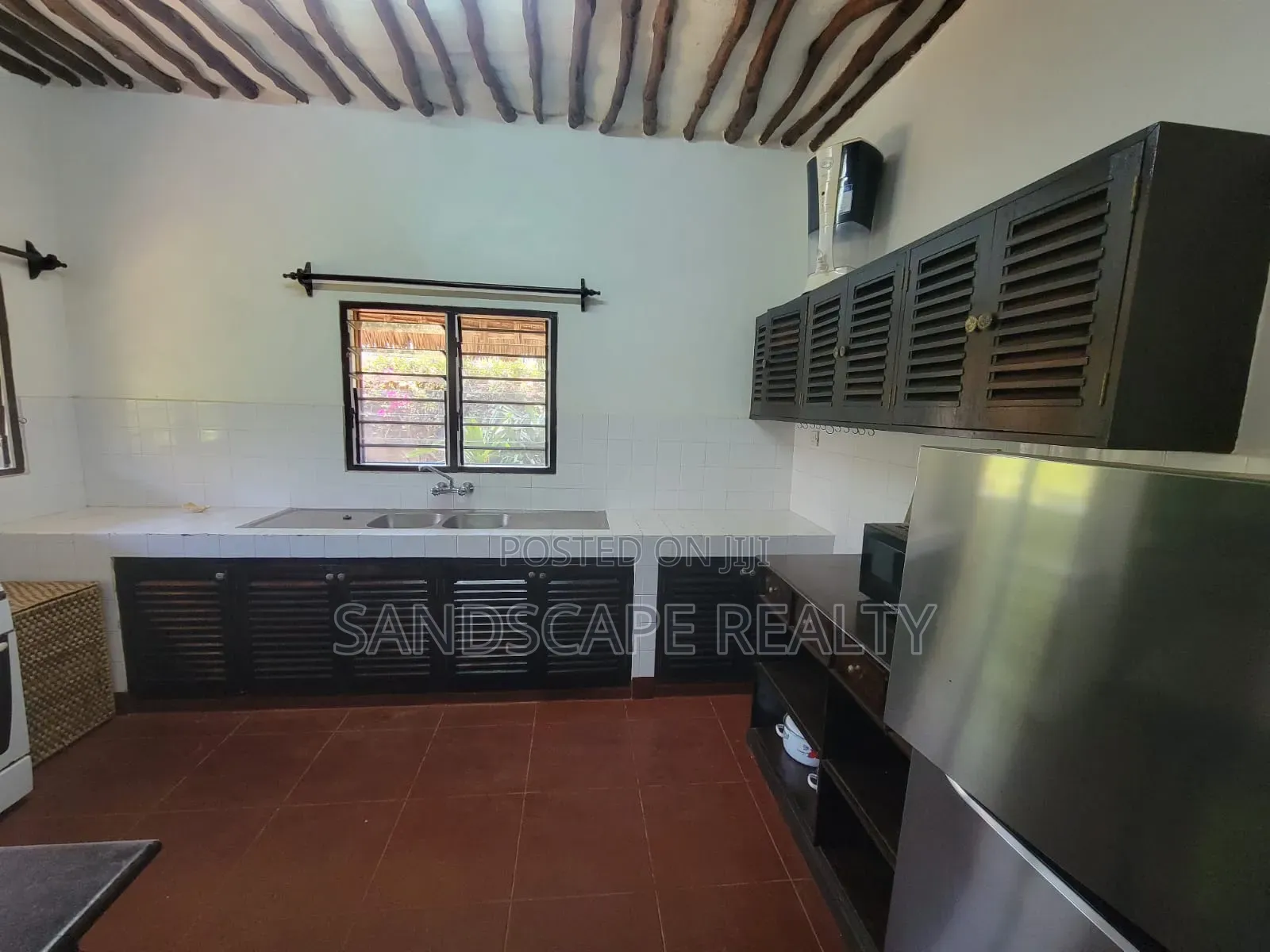 Furnished 3bdrm Villa in Neptune, Diani for sale in Diani
