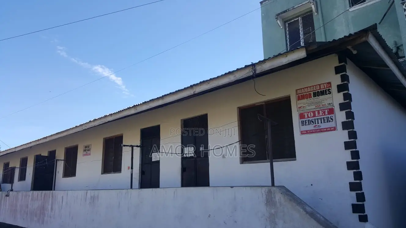 6bdrm House in Kishada, Mshomoroni for sale in Mshomoroni