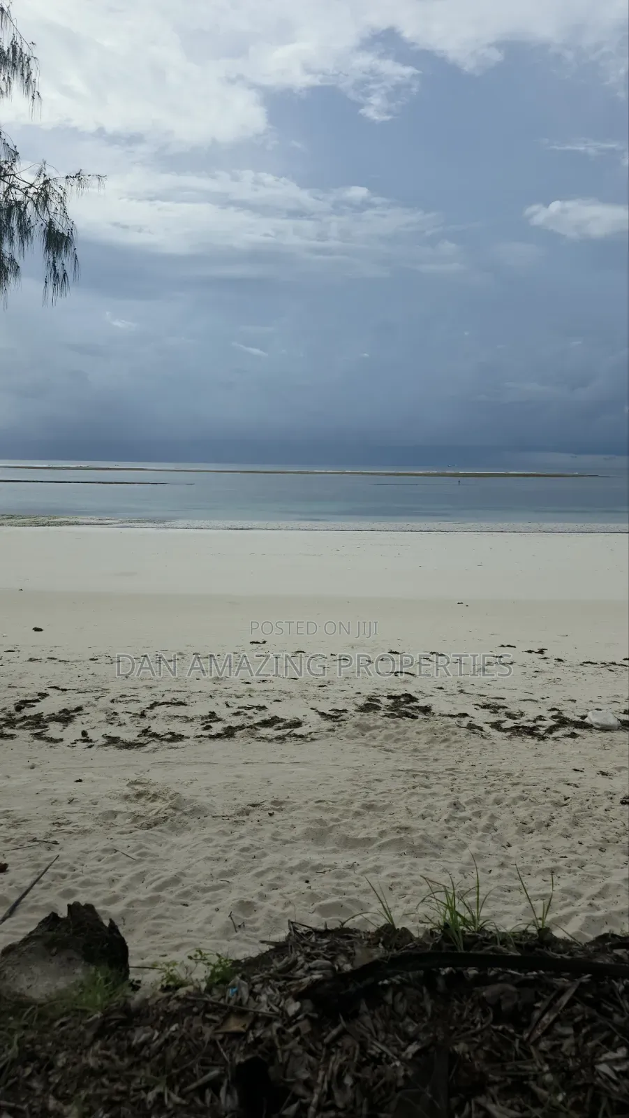 1/4 Acre Beachfront Plots Diani in a Gated Communiry for Sale in Diani