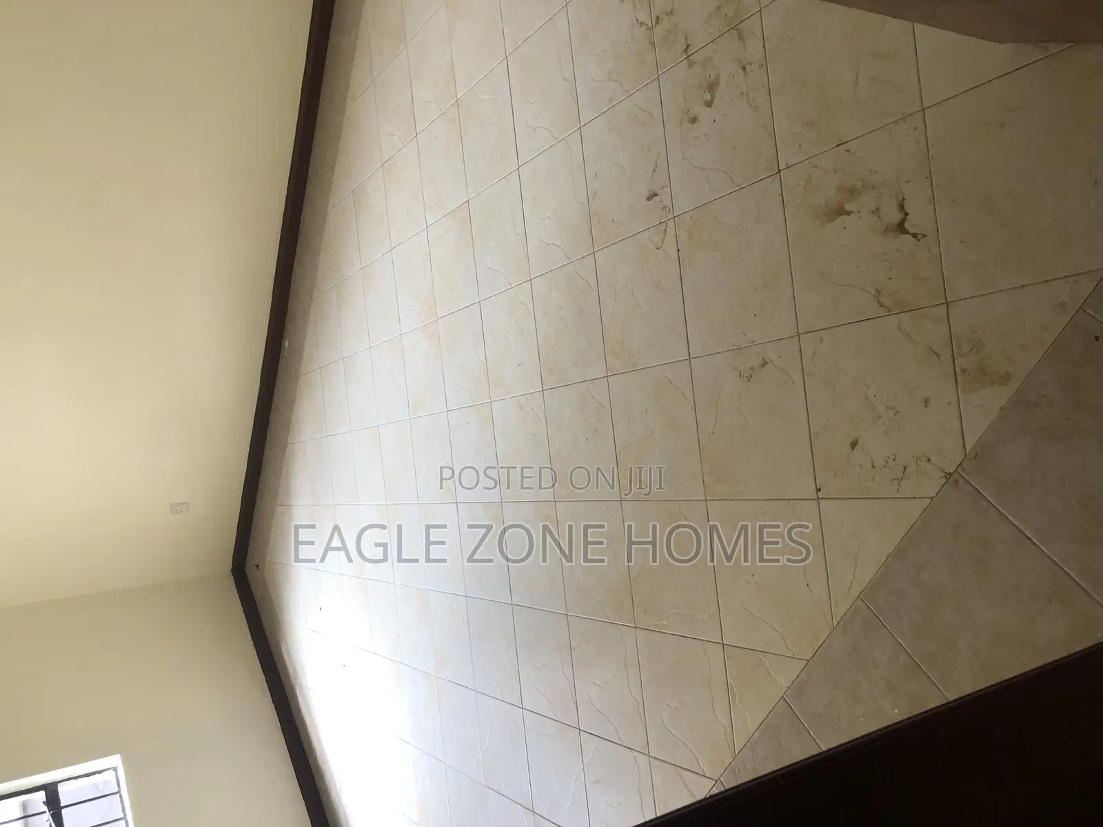 3bdrm Apartment in Rhapta Roas, Raphta Road Area for rent in Raphta Road Area