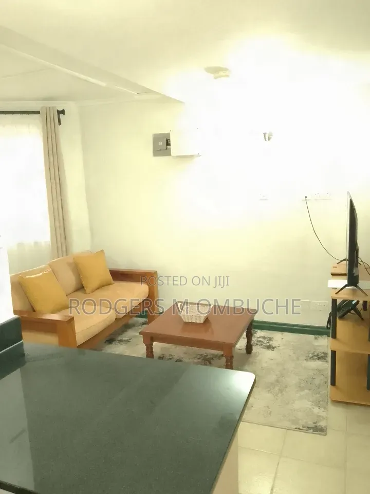 Furnished Studio Apartment in Valley Arcade for rent in Valley Arcade