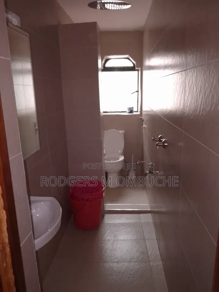 Furnished Studio Apartment in Valley Arcade for rent in Valley Arcade