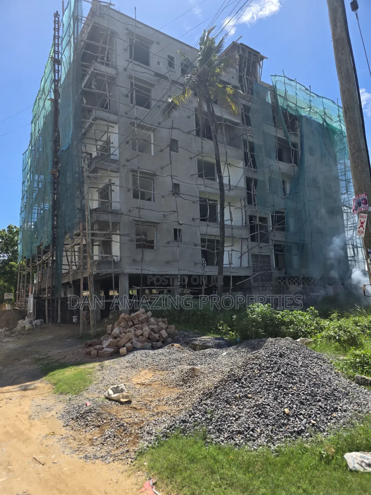 3bdrm Penthouse in Mombasa, Mtwapa for sale in Mtwapa