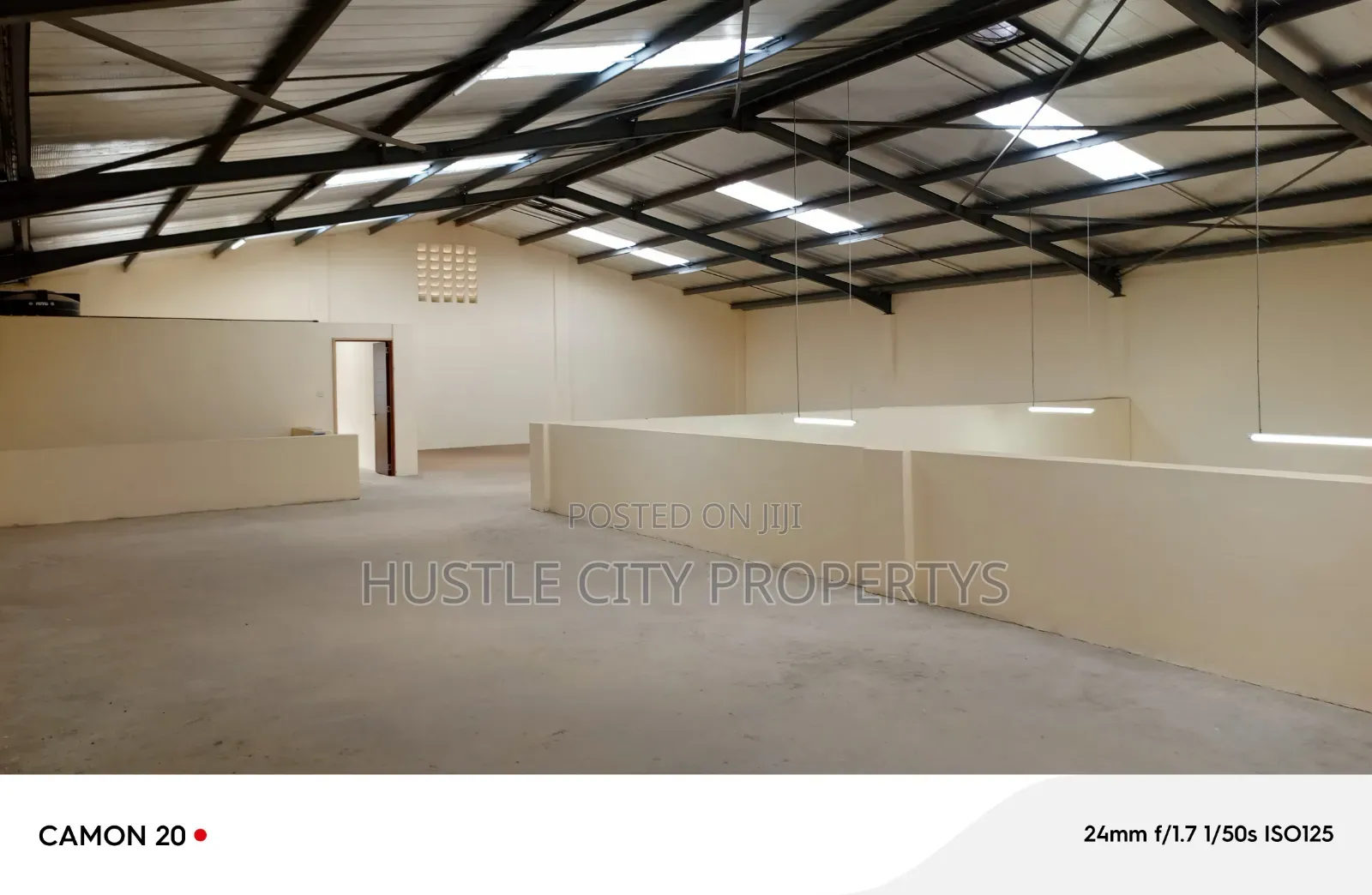 Godown to Let Along Baba Dogo Area 8000 Sq Ft 38 Per Sq Ft in Baba Dogo