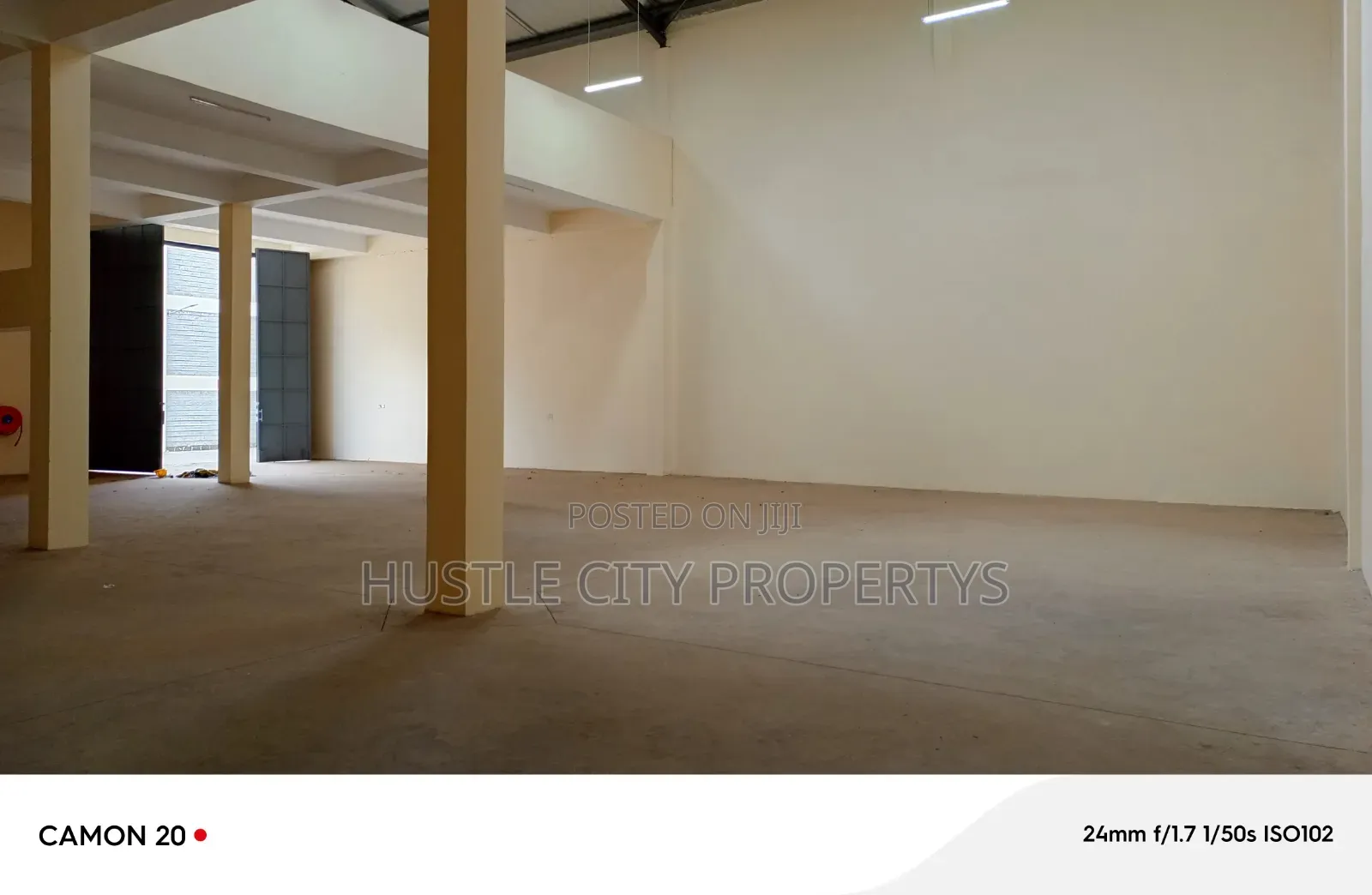 Godown to Let Along Baba Dogo Area 8000 Sq Ft 38 Per Sq Ft in Baba Dogo
