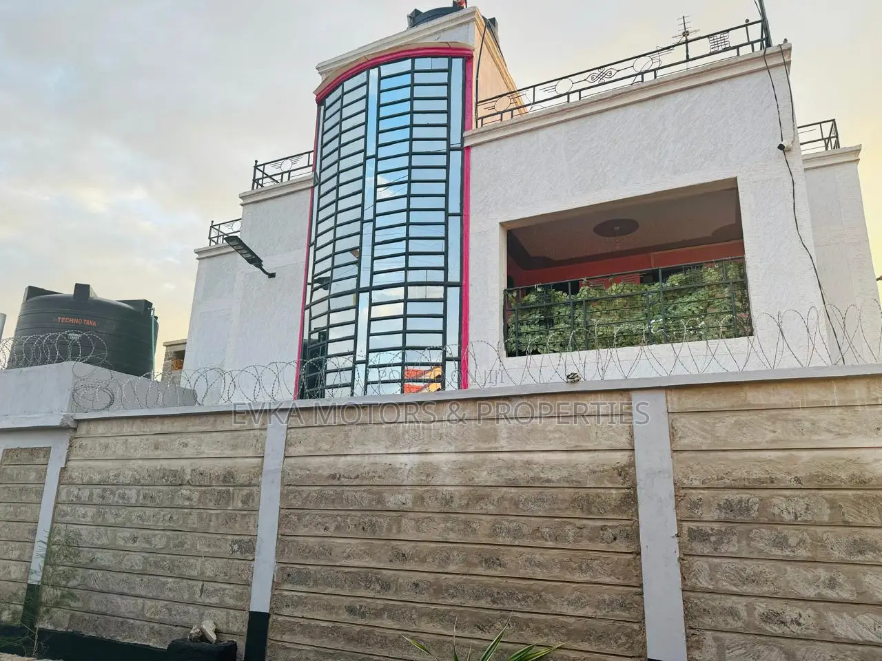 Furnished 5bdrm Mansion in Murera, Kamakis for sale in Kamakis
