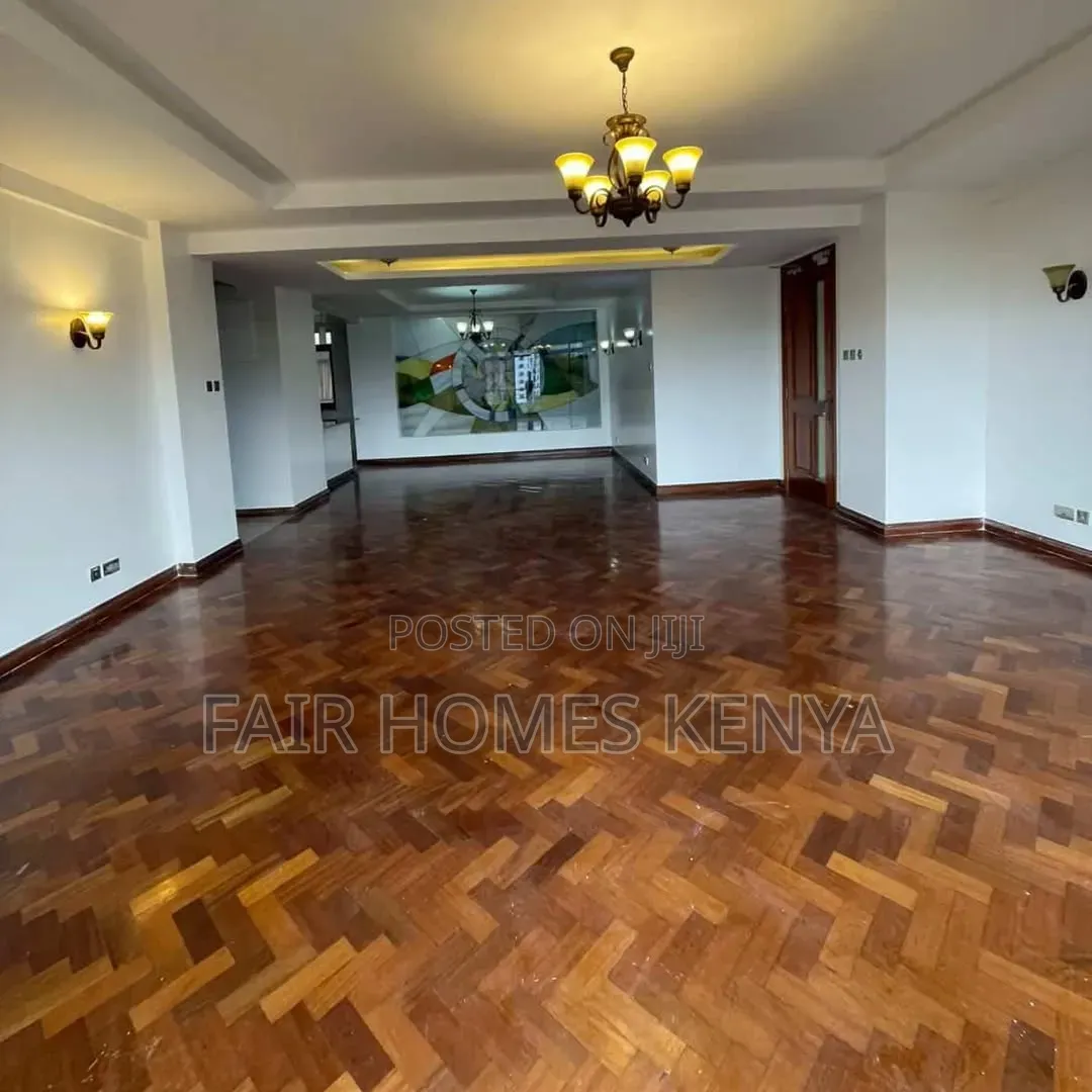 4bdrm Duplex in Riverside Drive for rent in Riverside Drive