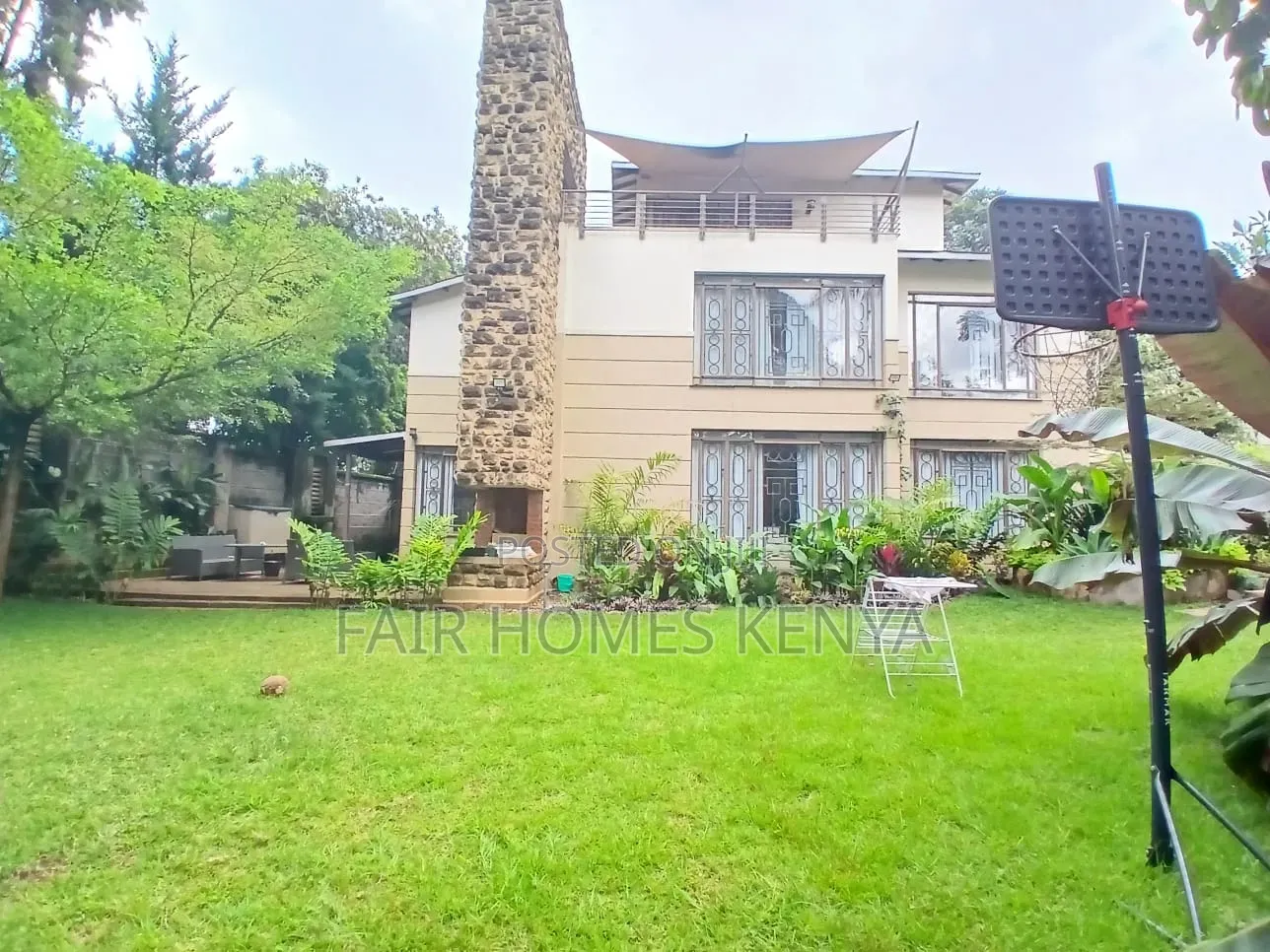 4bdrm Townhouse/Terrace in Lavington Mall, Muthangari for sale in Muthangari