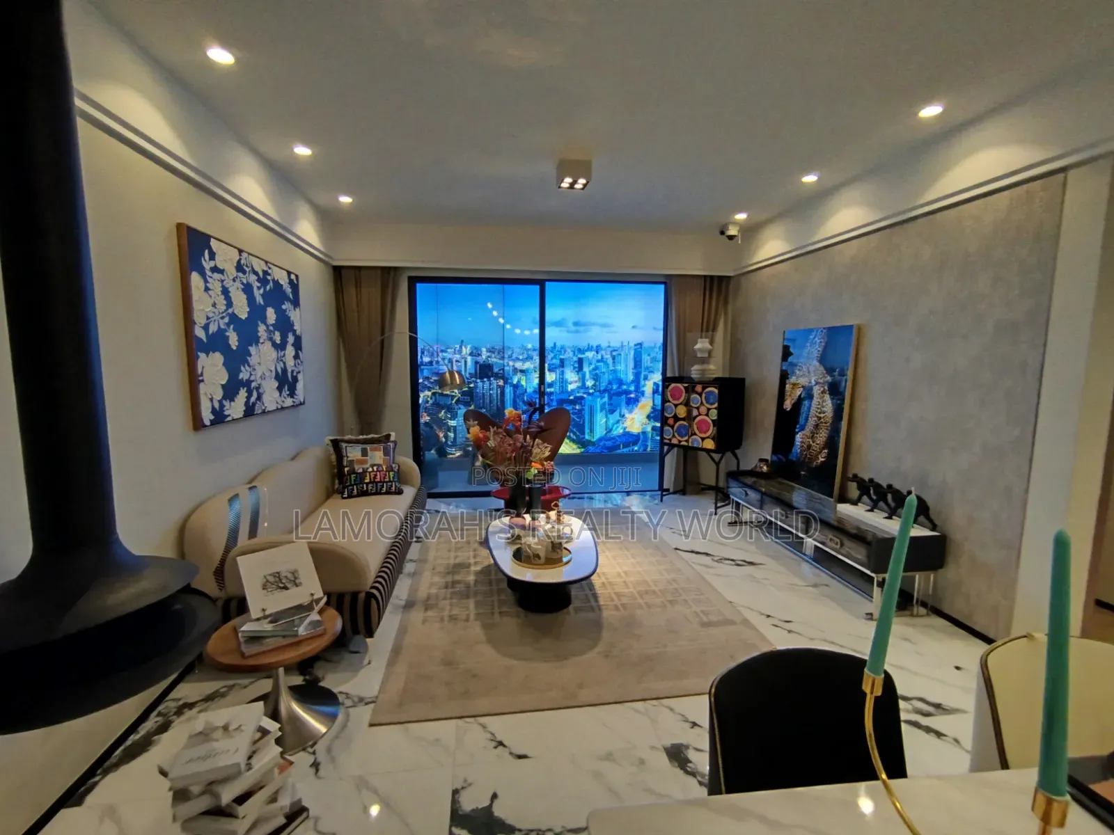 2bdrm Apartment in Westlands, Raphta Road Area for sale in Raphta Road Area
