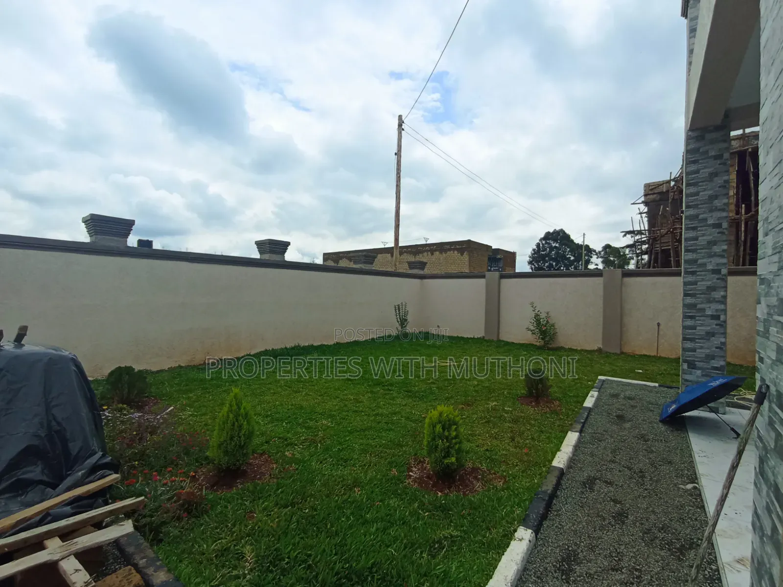 3bdrm Bungalow in Karai for sale in Karai