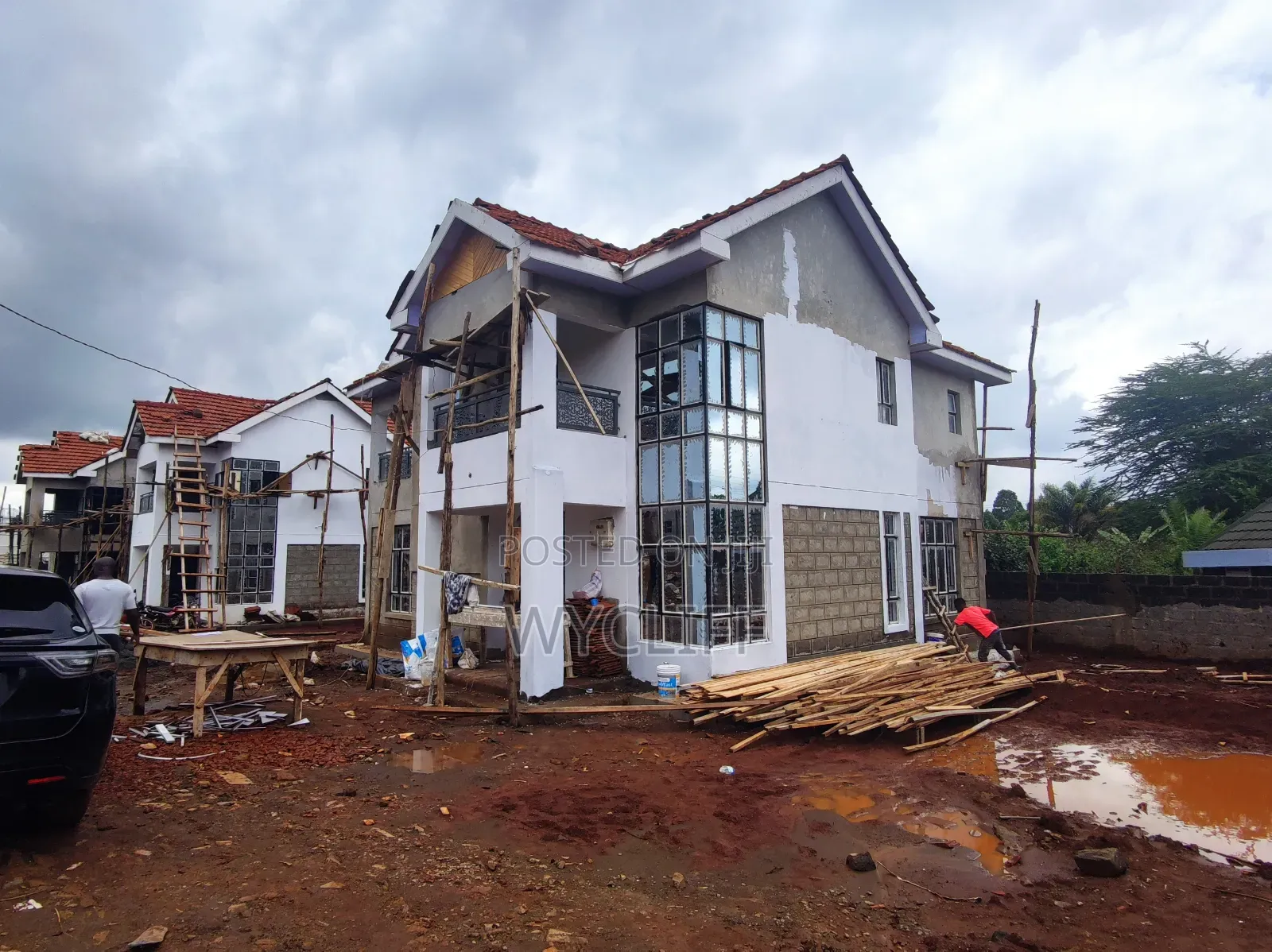 4 Bedroom Mansion in Lusingeti (Thogoto) for Sale in Karai