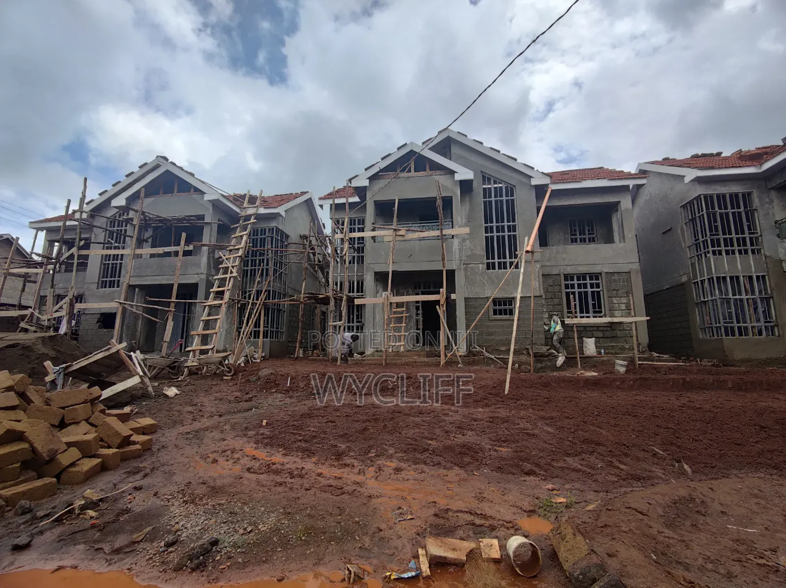 4 Bedroom Mansion in Lusingeti (Thogoto) for Sale in Karai