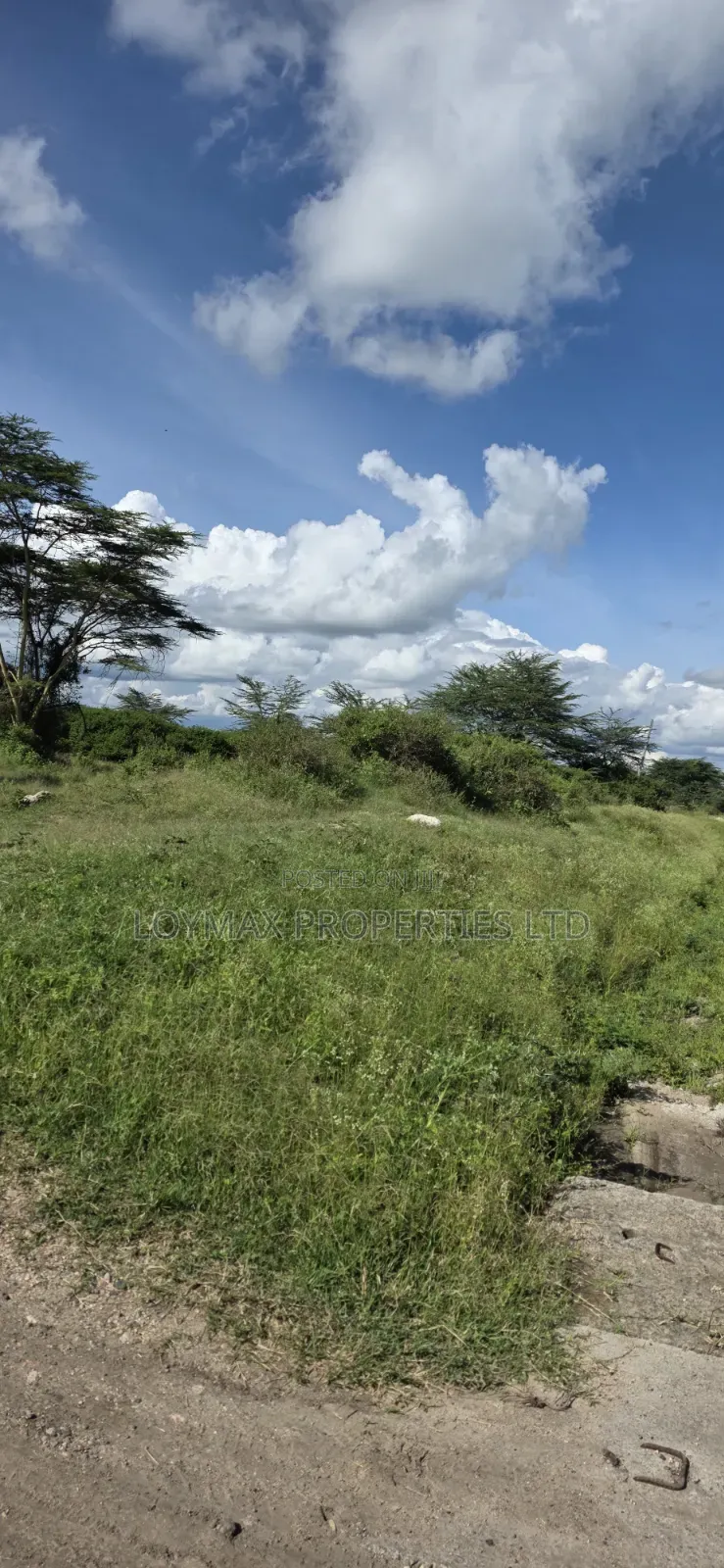 10 Acres Touching Tarmac Isinya on Quick Sale. in Isinya