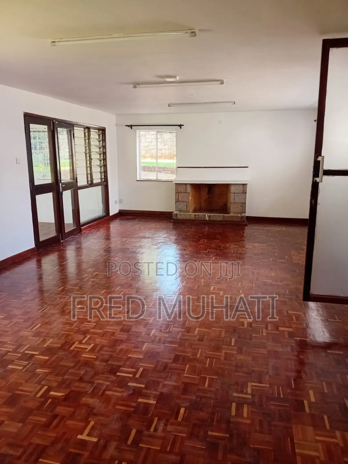 Commercial 5bedroom Stand Alone House to Let in Hurlingham