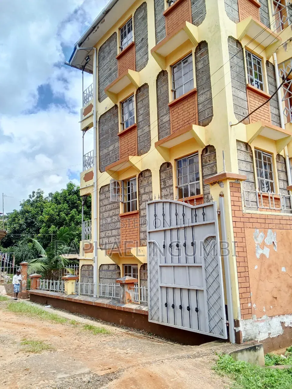 Rental House For Sale With Monthly Income in Mumbuni