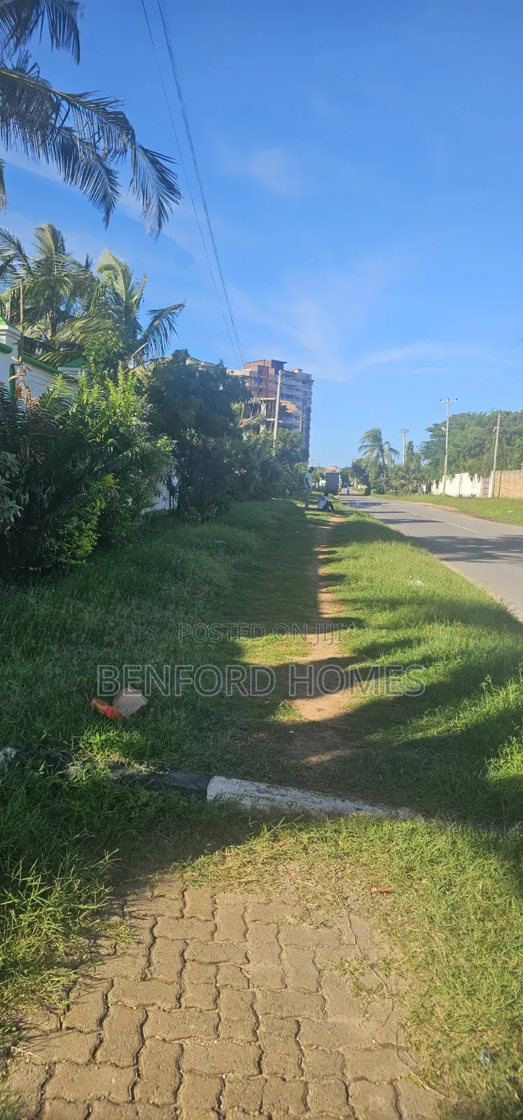 Half Acre Piece of Land on Sale 1st Avenue Nyali Mombasa in Nyali Mkomani