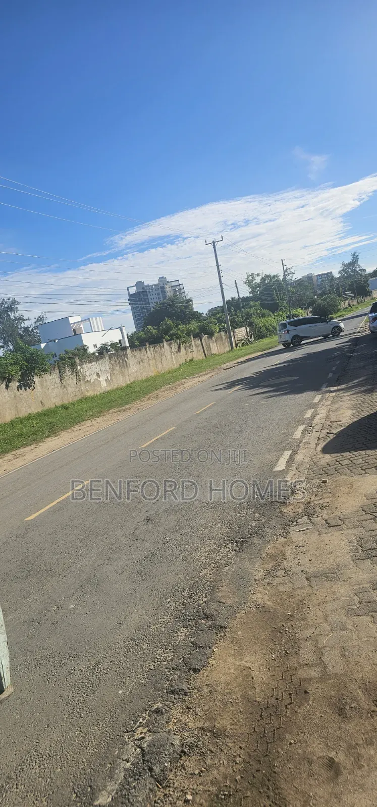 Half Acre Piece of Land on Sale 1st Avenue Nyali Mombasa in Nyali Mkomani