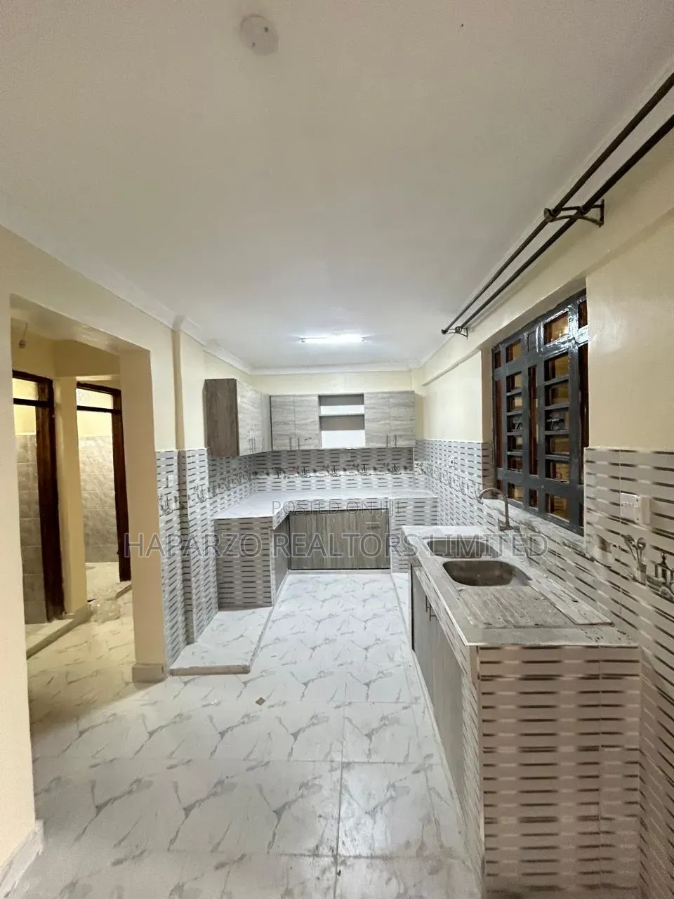 1bdrm Apartment in Utawala Astrol for rent in Complex Utawala