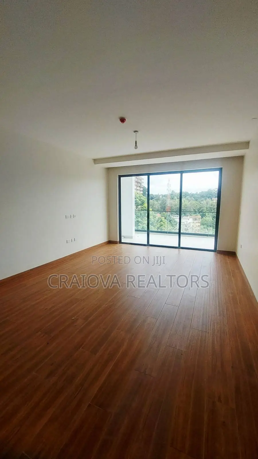 2bdrm Apartment in Riverside Drive for sale in Riverside Drive