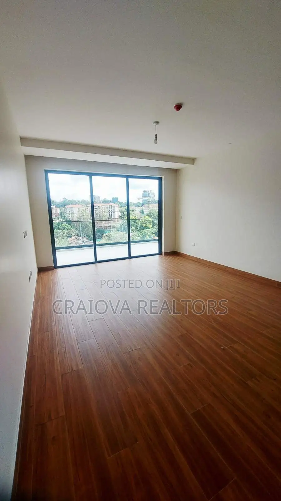 2bdrm Apartment in Riverside Drive for sale in Riverside Drive