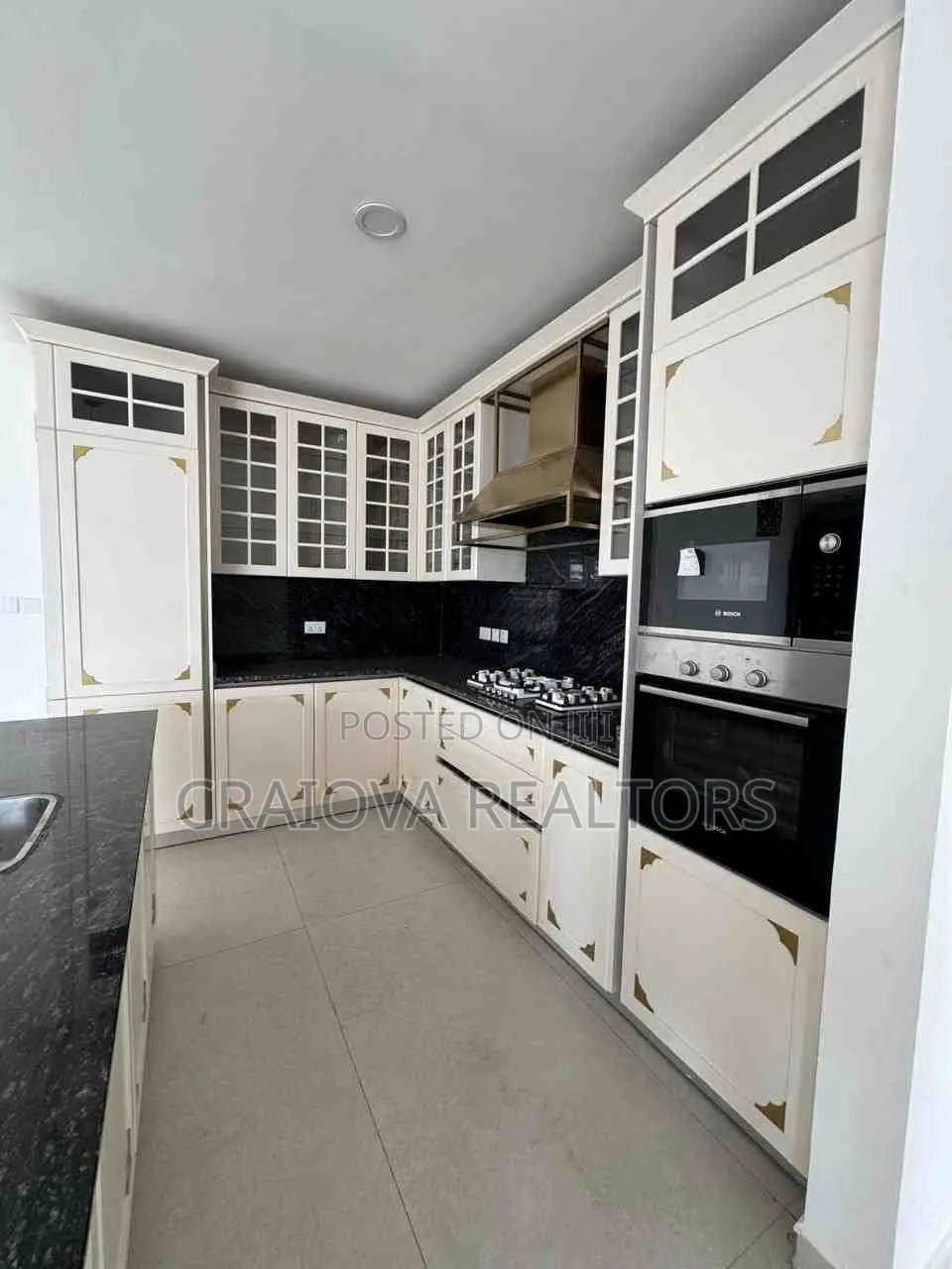 4bdrm Duplex in Spring Valley for rent in Spring Valley