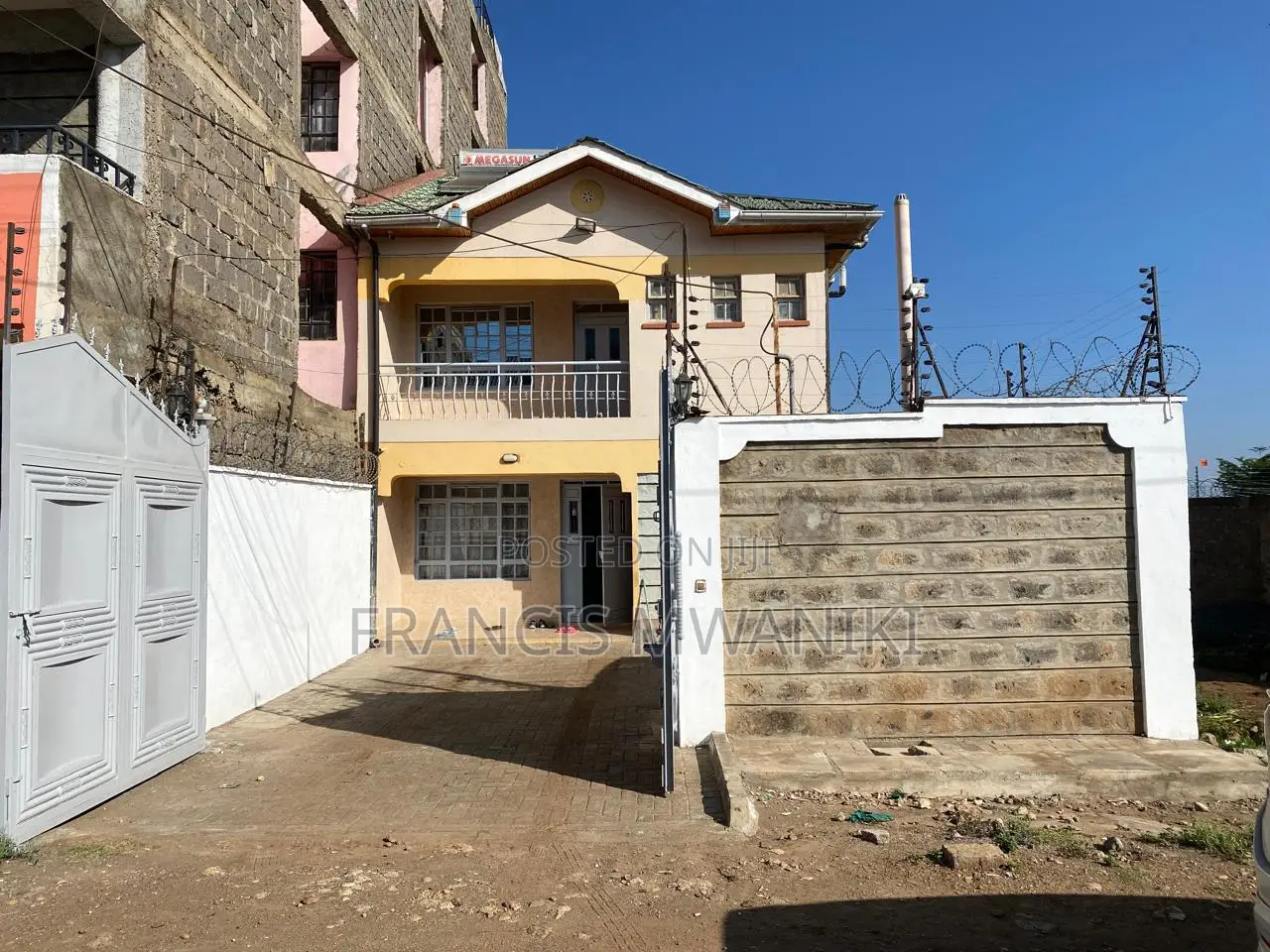 4bdrm Maisonette in Mihango for sale in Mihango