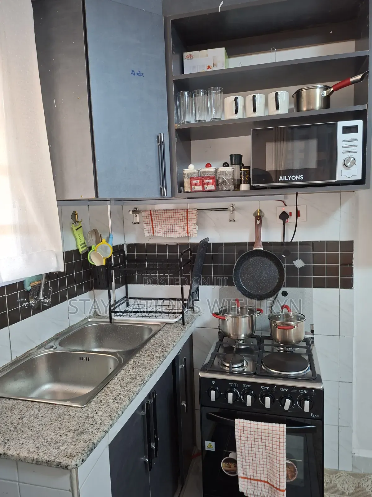 Budget Studio - Airbnb in Ruaka Town Near Two Rivers in Ruaka