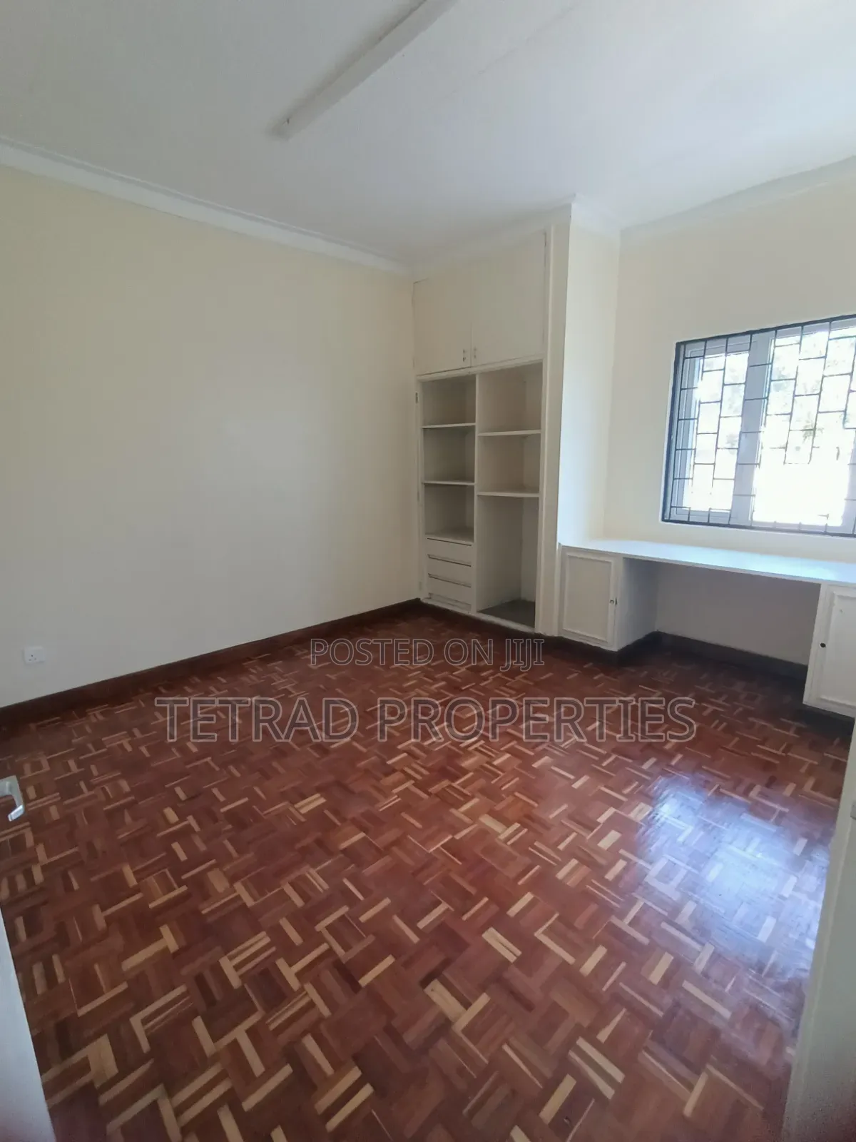 7 Rooms Commercial Maisonette in Westlands Near Safaricom Hq in Raphta Road Area