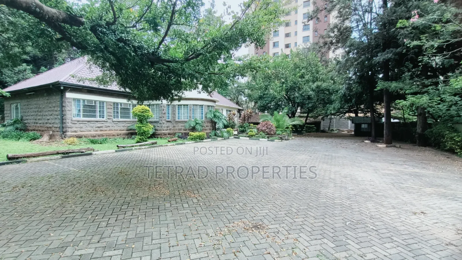 11 Rooms Commercial Bungalow on Half Acre Land in Kilimani Kirichwa Rd in Hurlingham