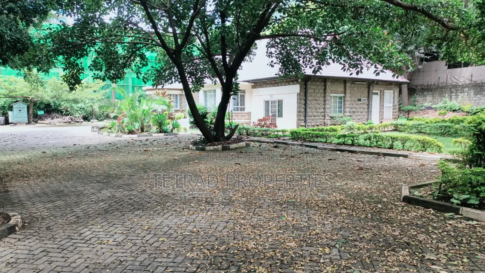 11 Rooms Commercial Bungalow on Half Acre Land in Kilimani Kirichwa Rd in Hurlingham