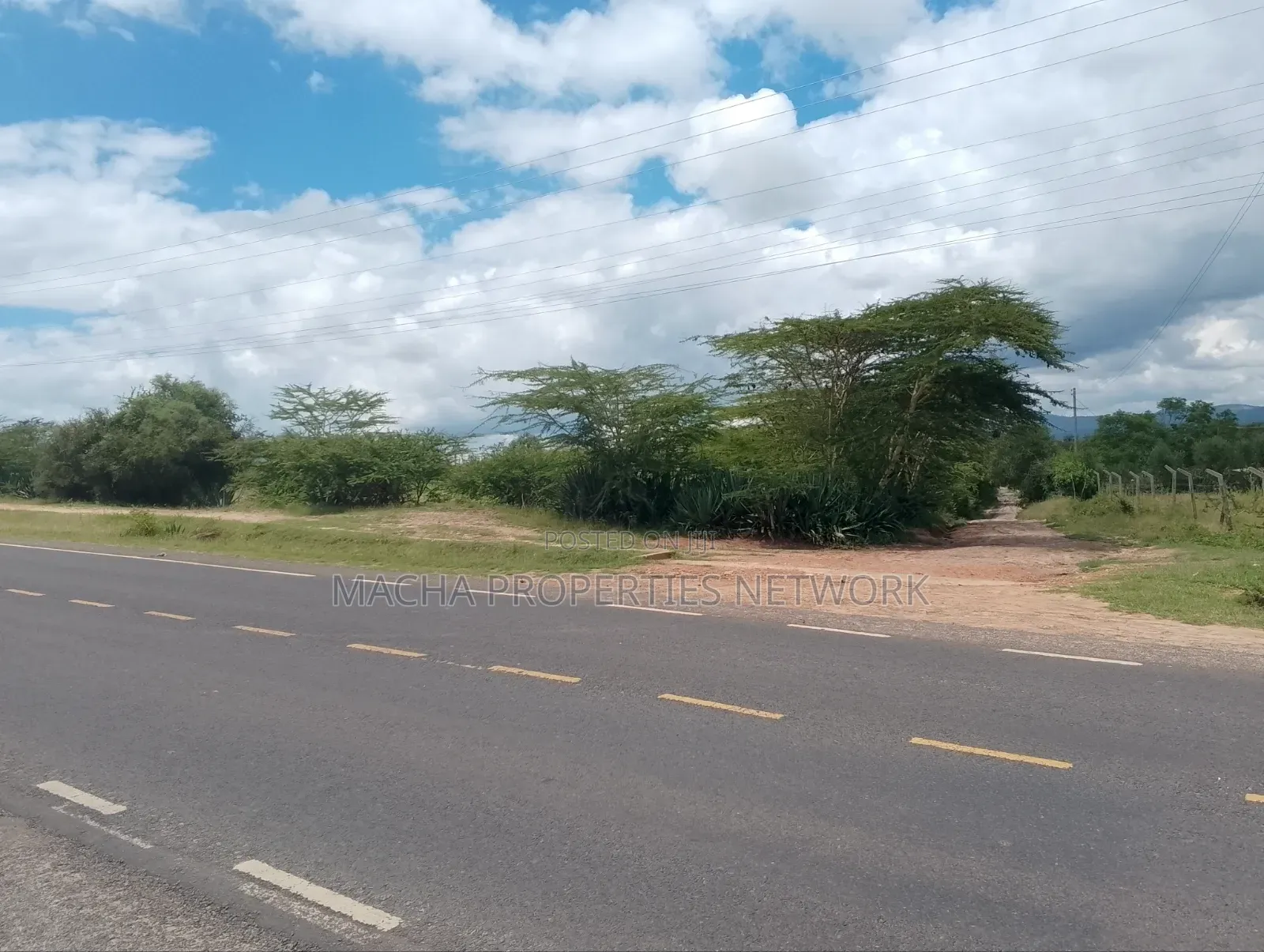 2.04 Acres Fronting Tarmac Rd-MKS Kithini in Junction