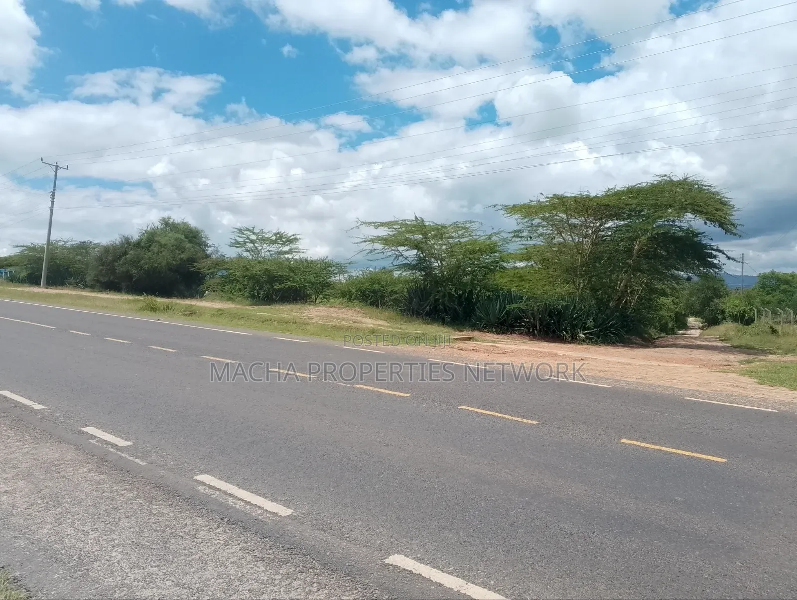 2.04 Acres Fronting Tarmac Rd-MKS Kithini in Junction